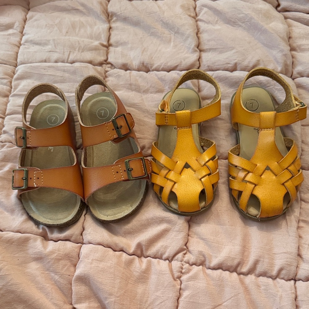 Toddler size 7 Leather Sandals set  - Tan